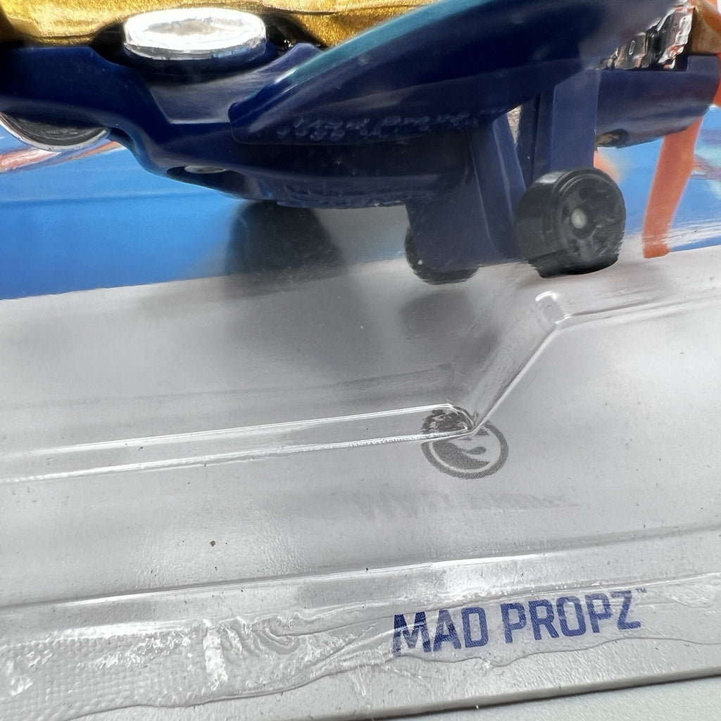 2023 Hot Wheels D Case Regular Chase Treasure Hunt Mad Propz Plane Sky Show #3/5