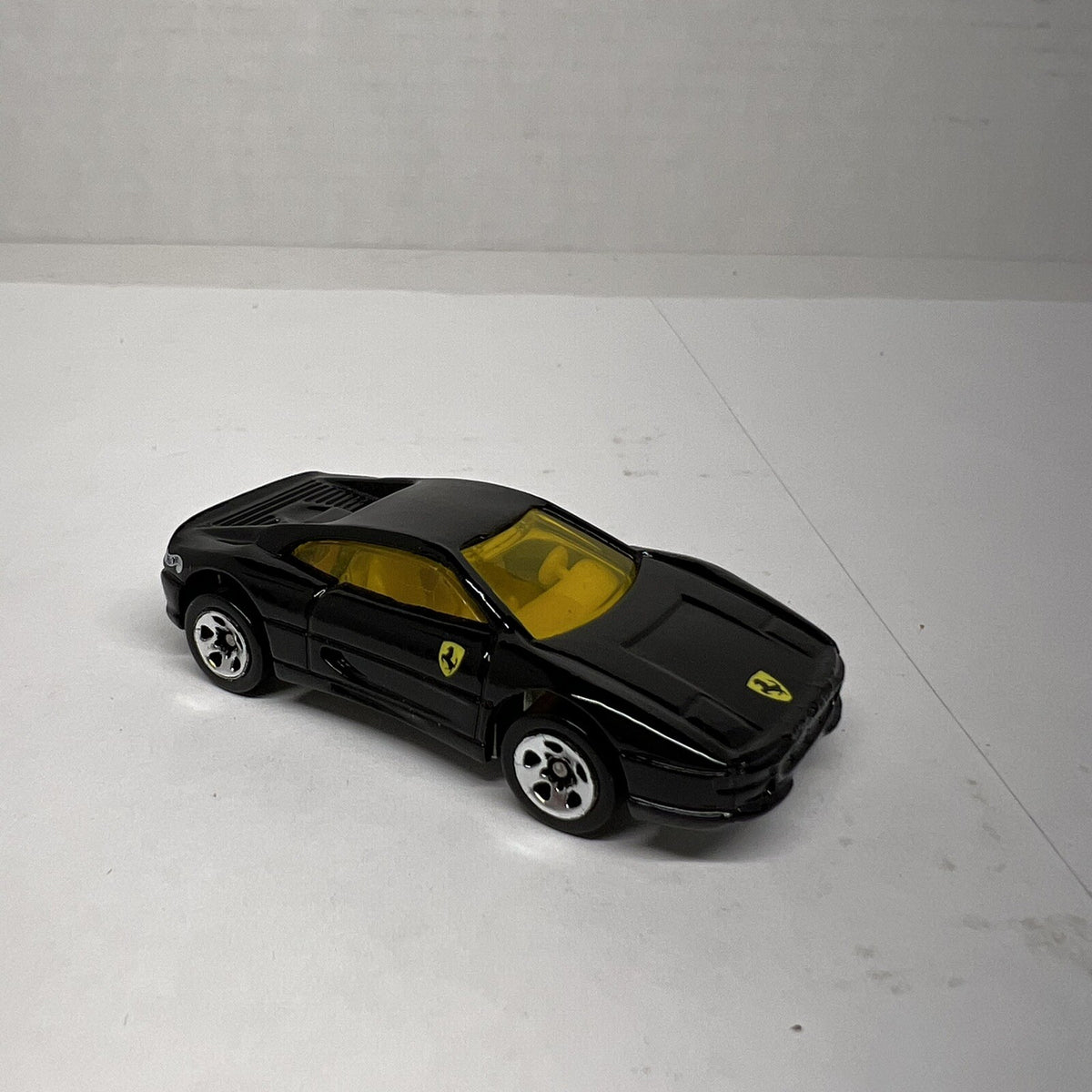 "HOT WHEELS" ~ 1995 ~ BLACK FERRARI 355 ~ GREAT VINTAGE CONDITION