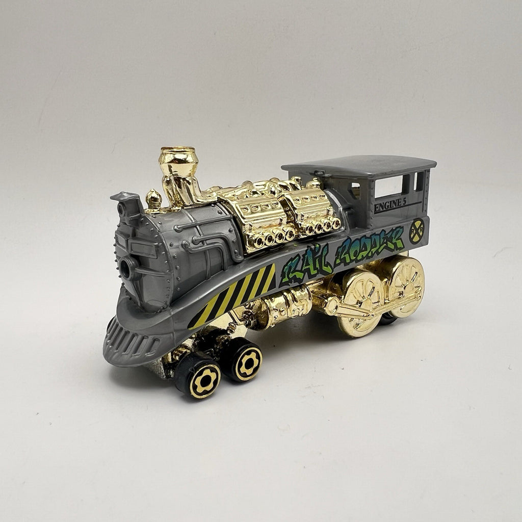 Hot Wheels Rail Rodder Engine 5 Gray Gold Graffiti Steam Train 1/64