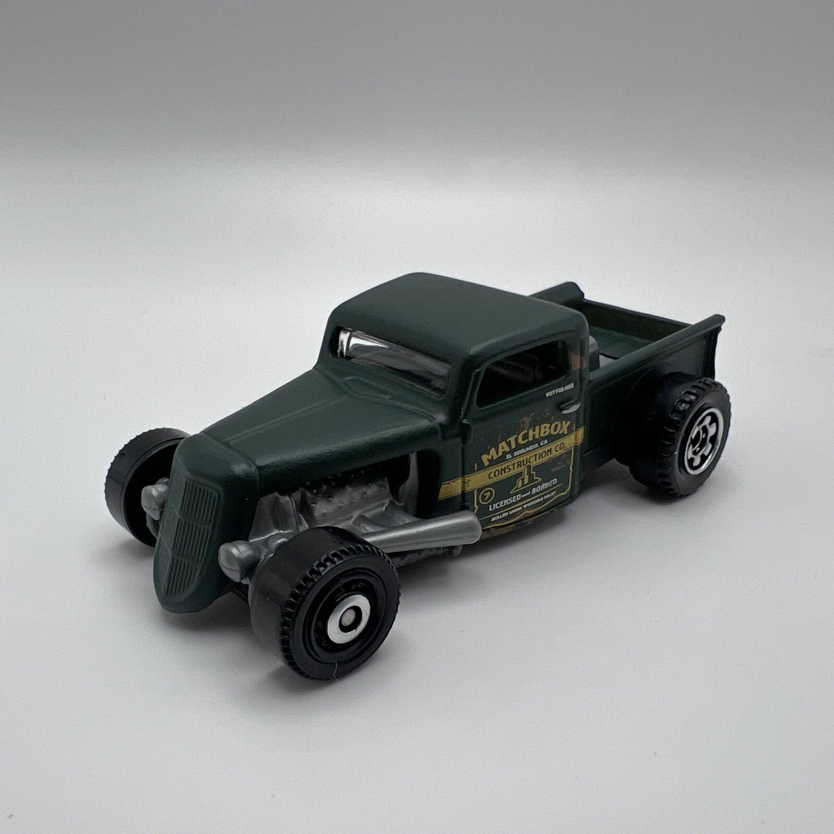 2018 MATCHBOX 1935 FORD CONSTRUCTION CO. GREEN 1:64 DIECAST 2 3/4" PICKUP TRUCK