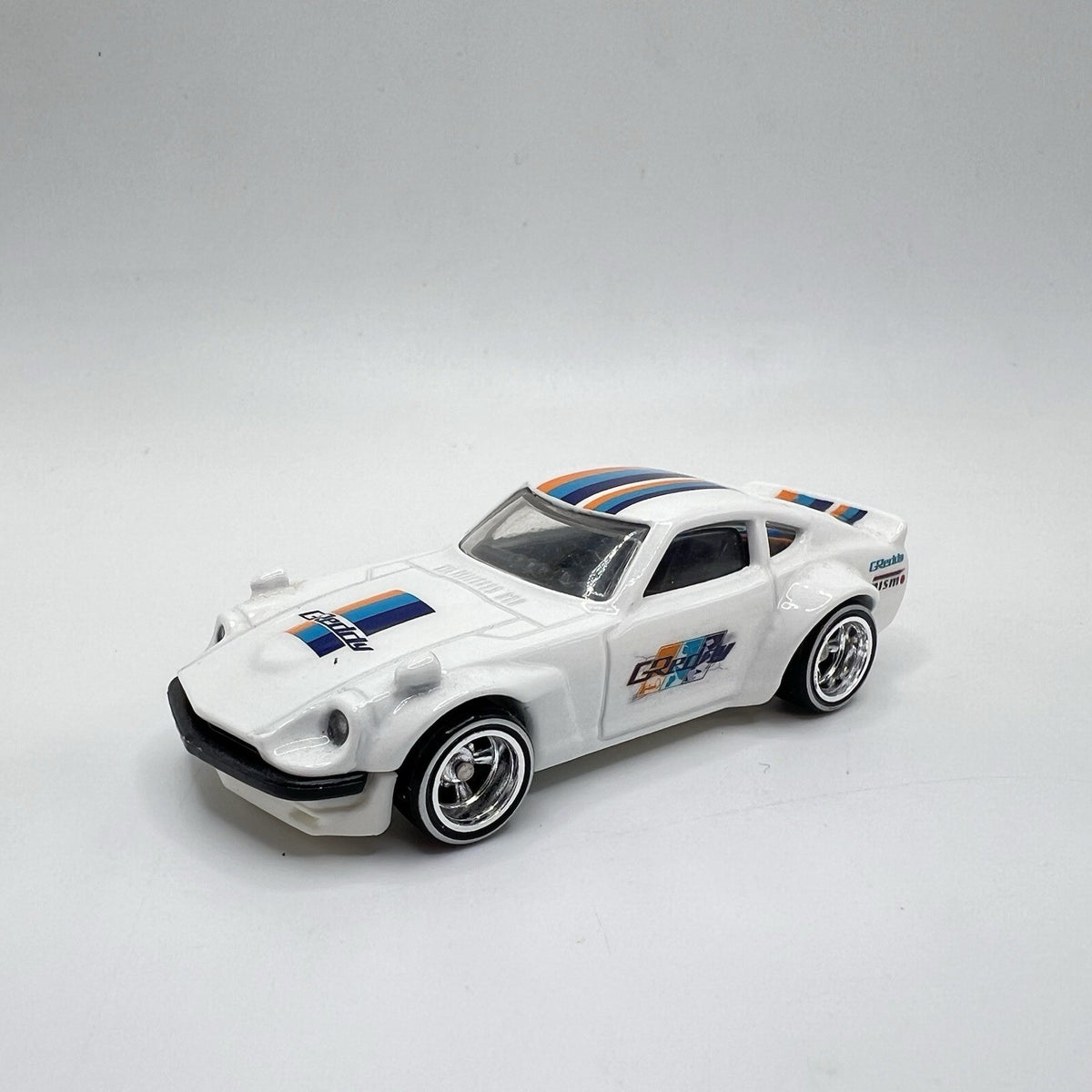 Hot Wheels Custom Datsun 240Z Custom Greddy White With Real Riders