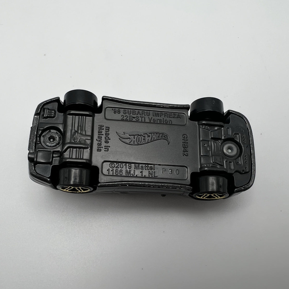 Hot Wheels Subaru Impreza 22b STi Version 1:64 Grey