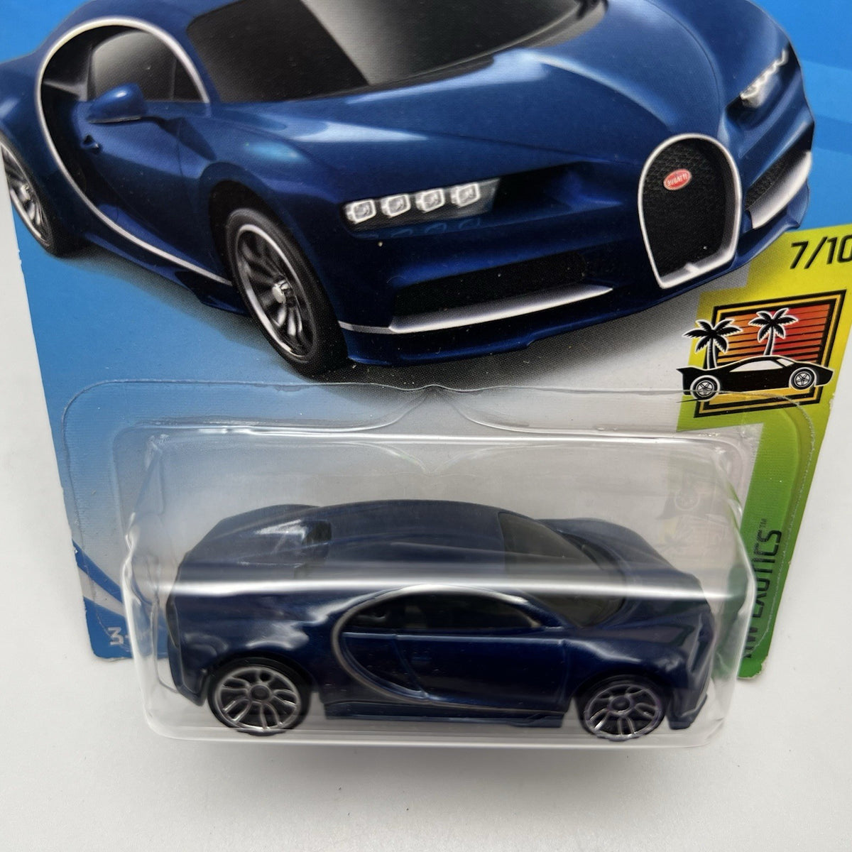 HOT WHEELS 2019 M/L #236/250 '16 Bugatti Chiron 7/10 HW Exotics blue