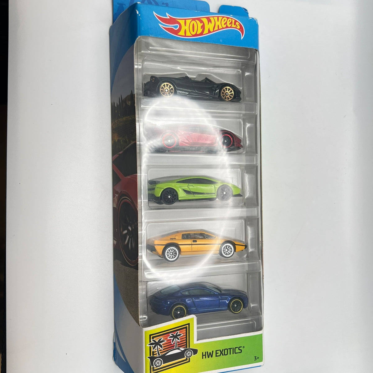 Hot Wheels Exotics 5-Pack Pagani Huayra Sesto Elemento Lotus Esprit