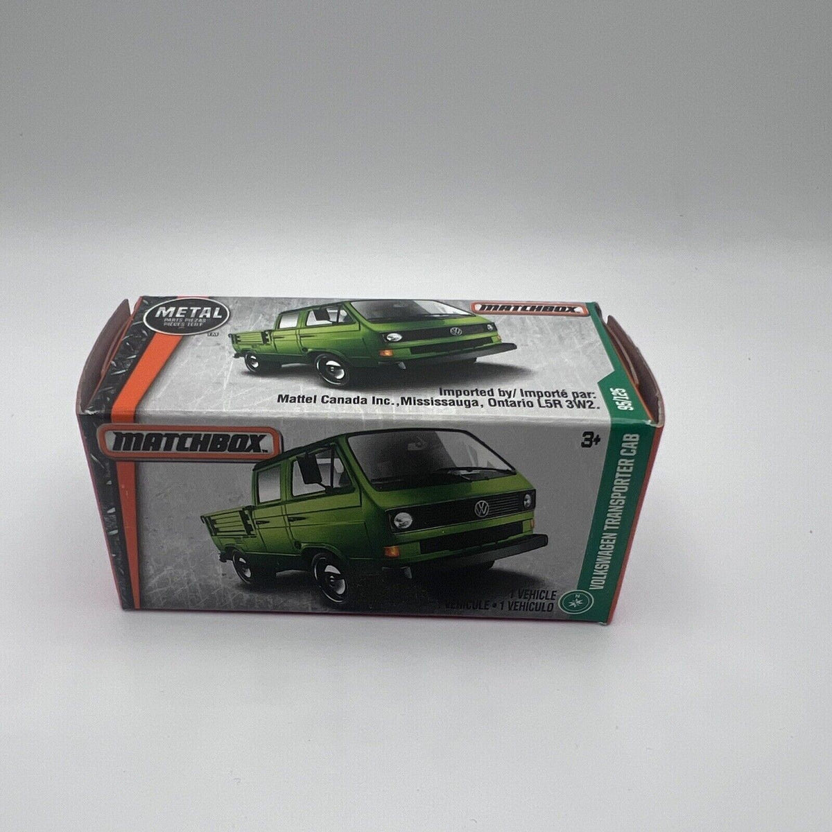 MATCH BOX 2017 VOLKSWAGEN TRANSPORTER CAB Green
