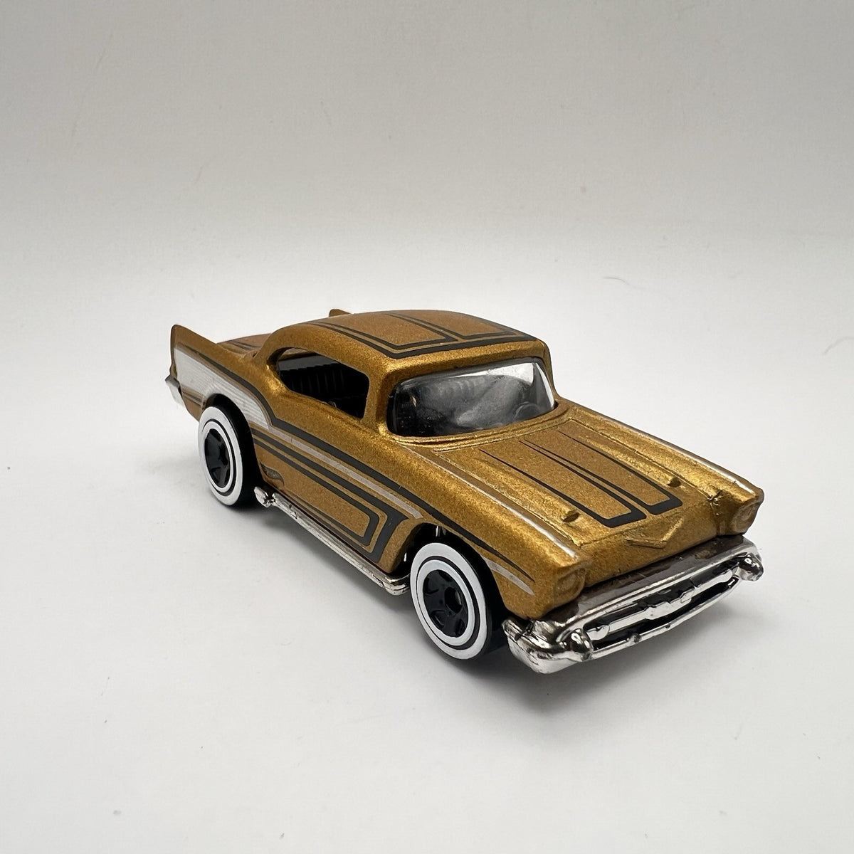 Hot Wheels Diecast '57 Chevy Chevrolet Bel Air 3/5 Gold w/ Black & White Loose