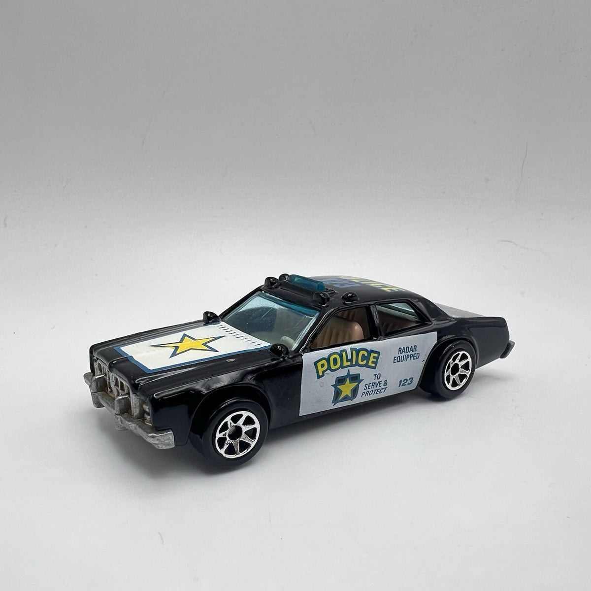 1977 Hot Wheels Police Car Emergency Squad Black & White 1:64 DIECAST Toy Car