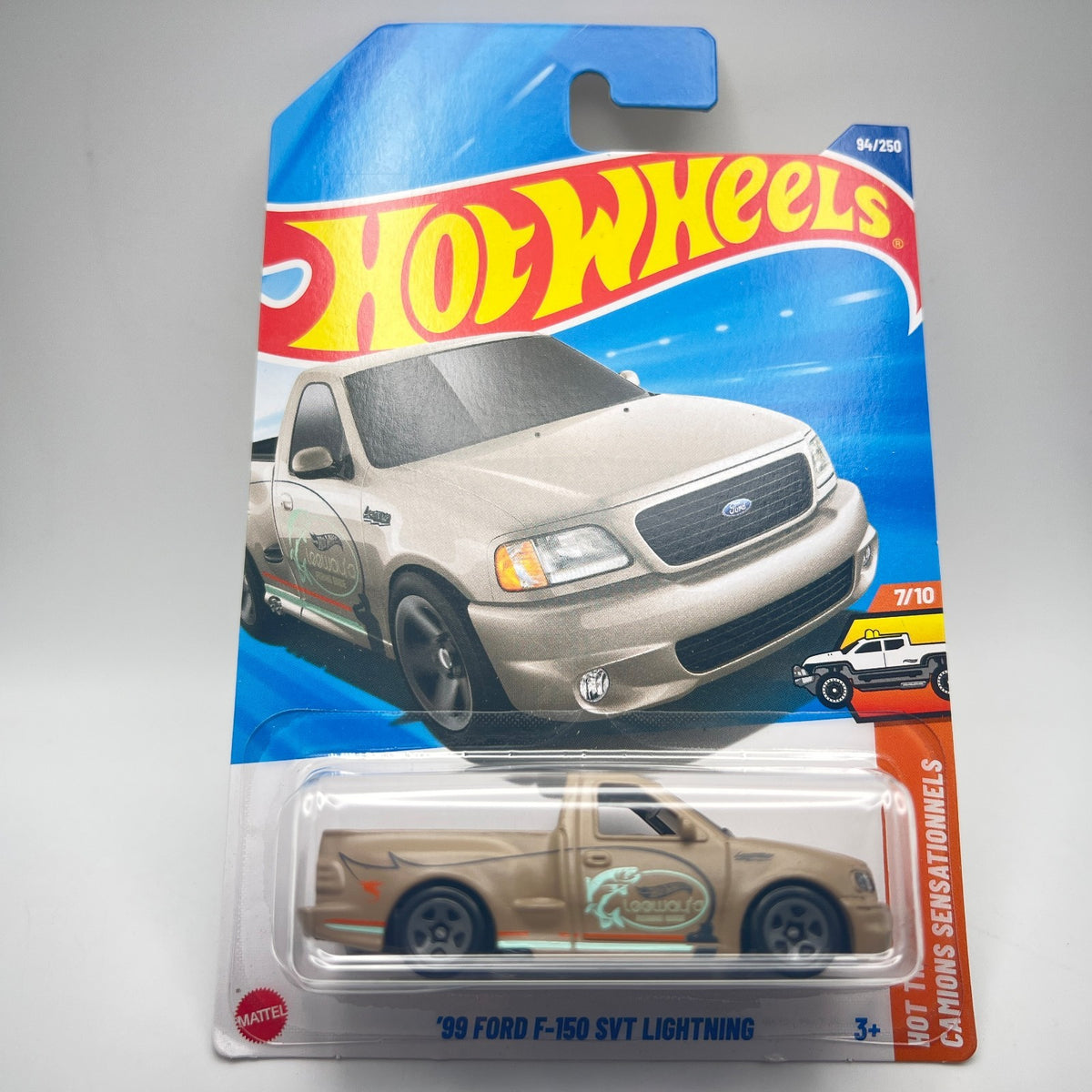 Hot Wheels 99 Ford F-150 SVT Lightning Tan 94/250 HW Hot Trucks 7/10 Bilingual