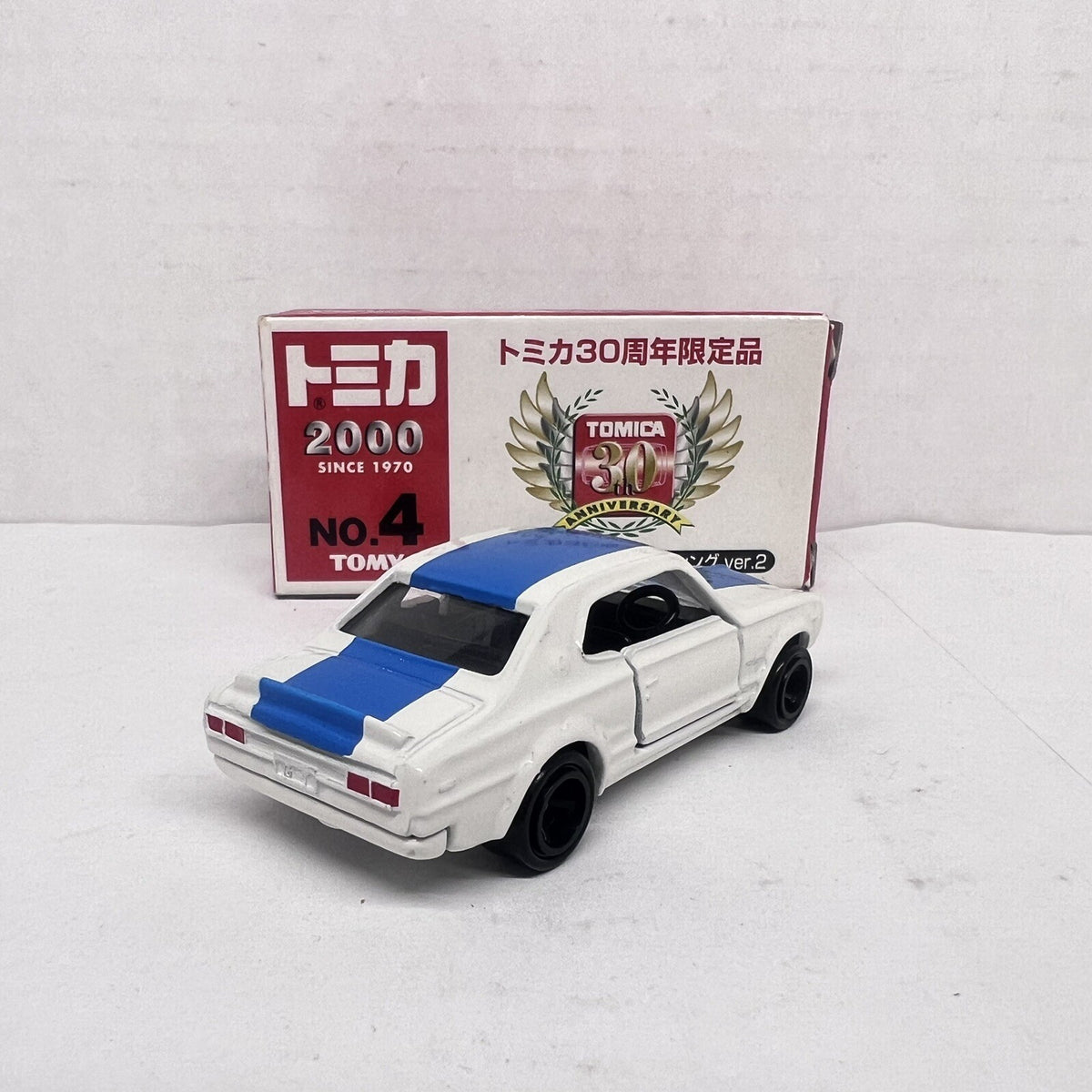 TOMY Tomica Nissan skyline h/t 2000GT-R 30th Anniversary Model no. 4