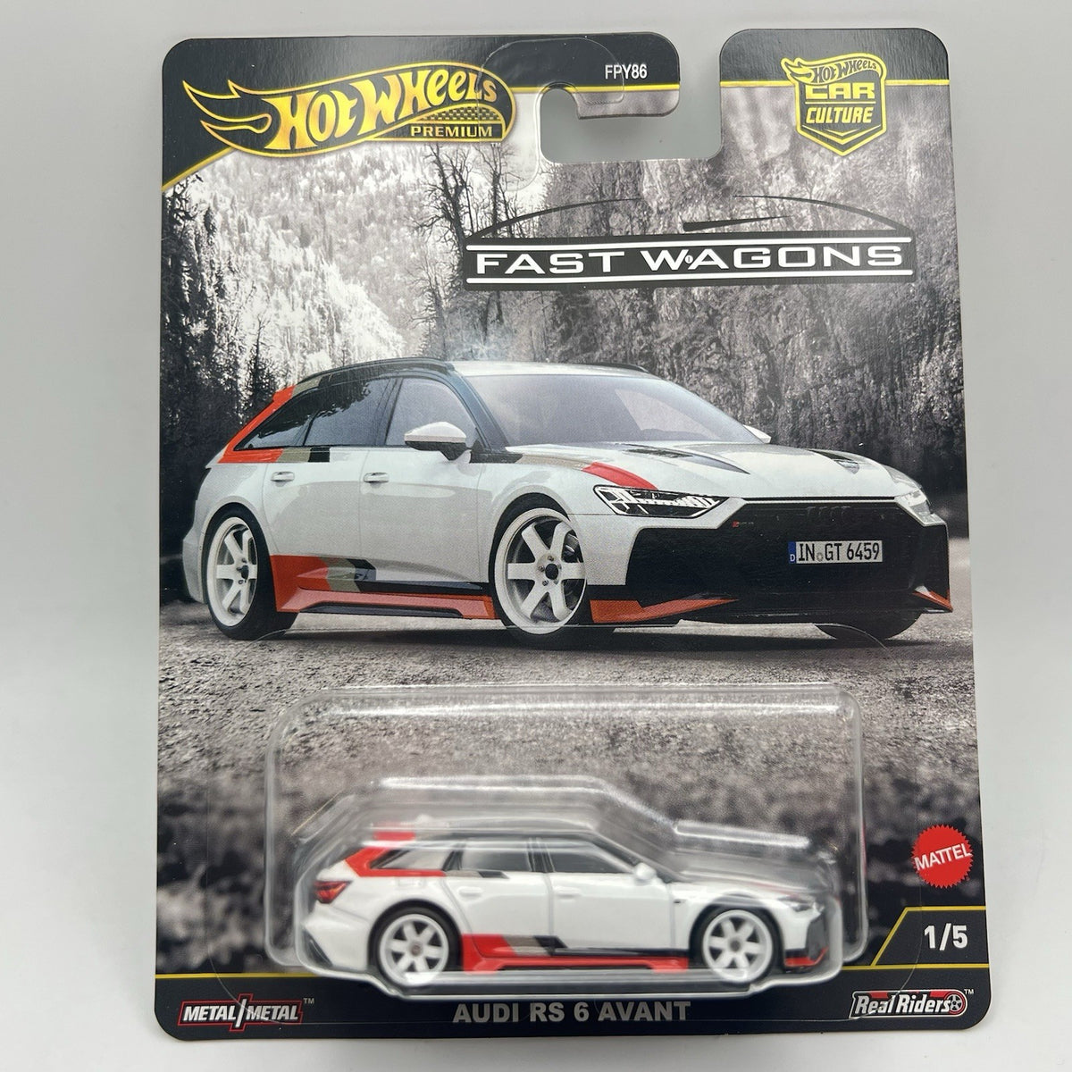 Hot Wheels Premium Fast Wagons Audi RS 6 Avant White Car Culture 1/5