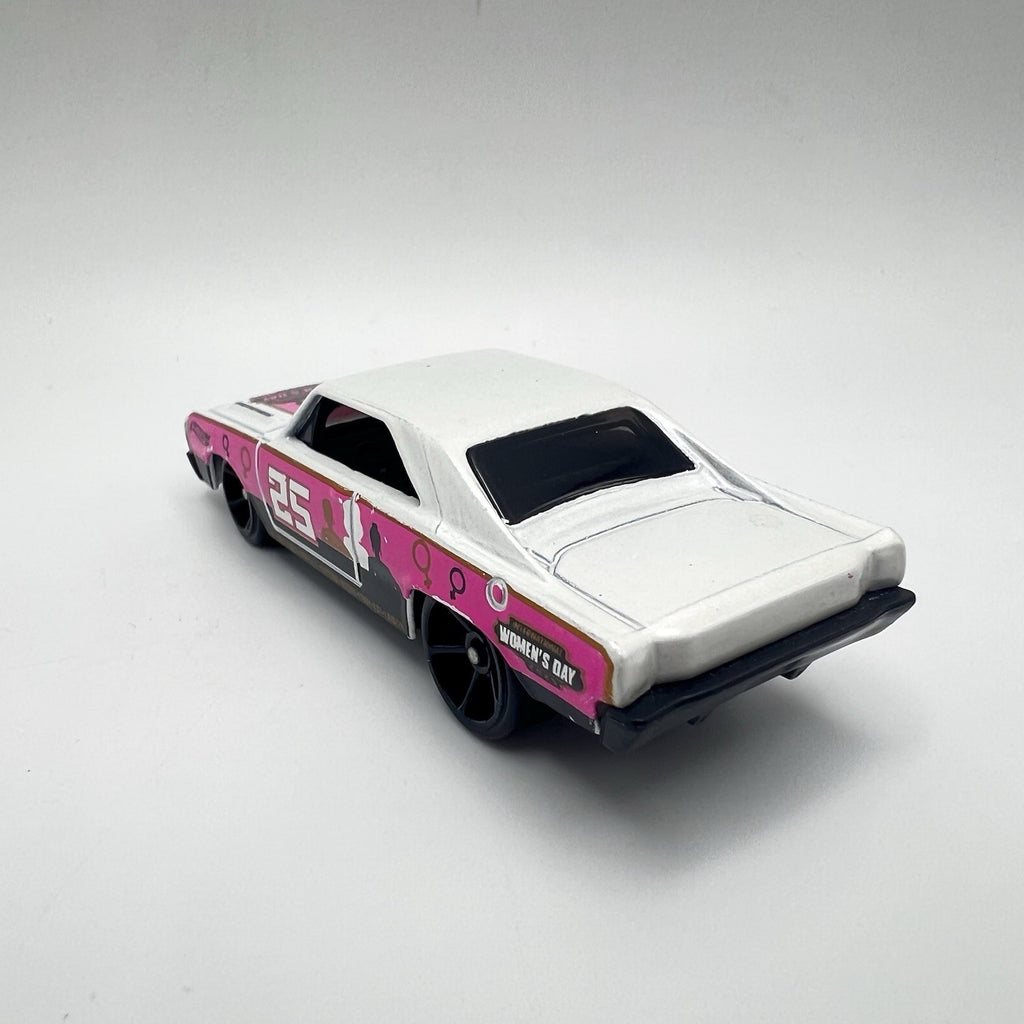 Hot Wheels ‘74 Brazilian Dodge Charger HW ‘25 Celebration Racers Loose VHTF!