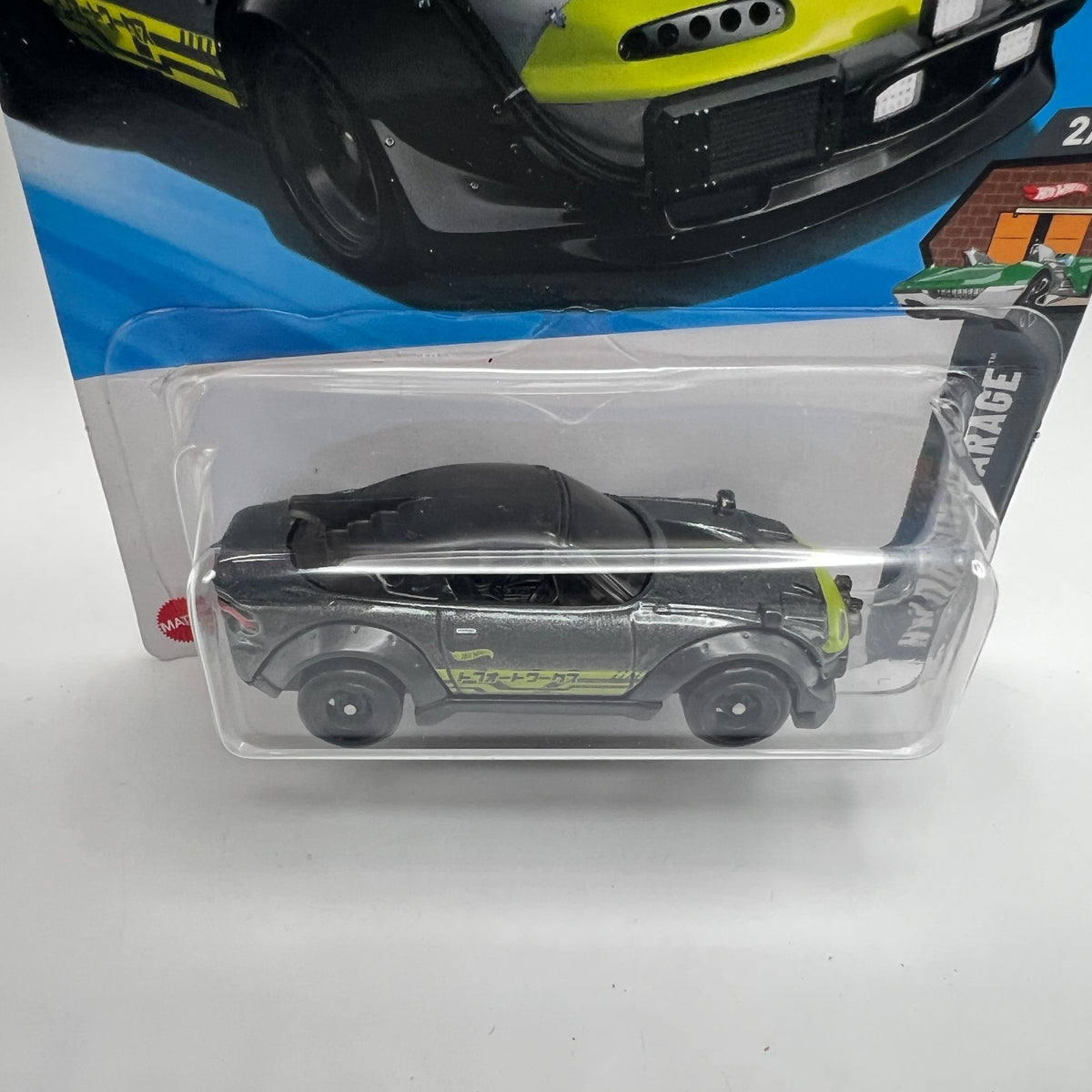 Hot Wheels Mazda MX-5 Miata Gray Legends Tour HW Dream Garage 2/5 1/250 US Card