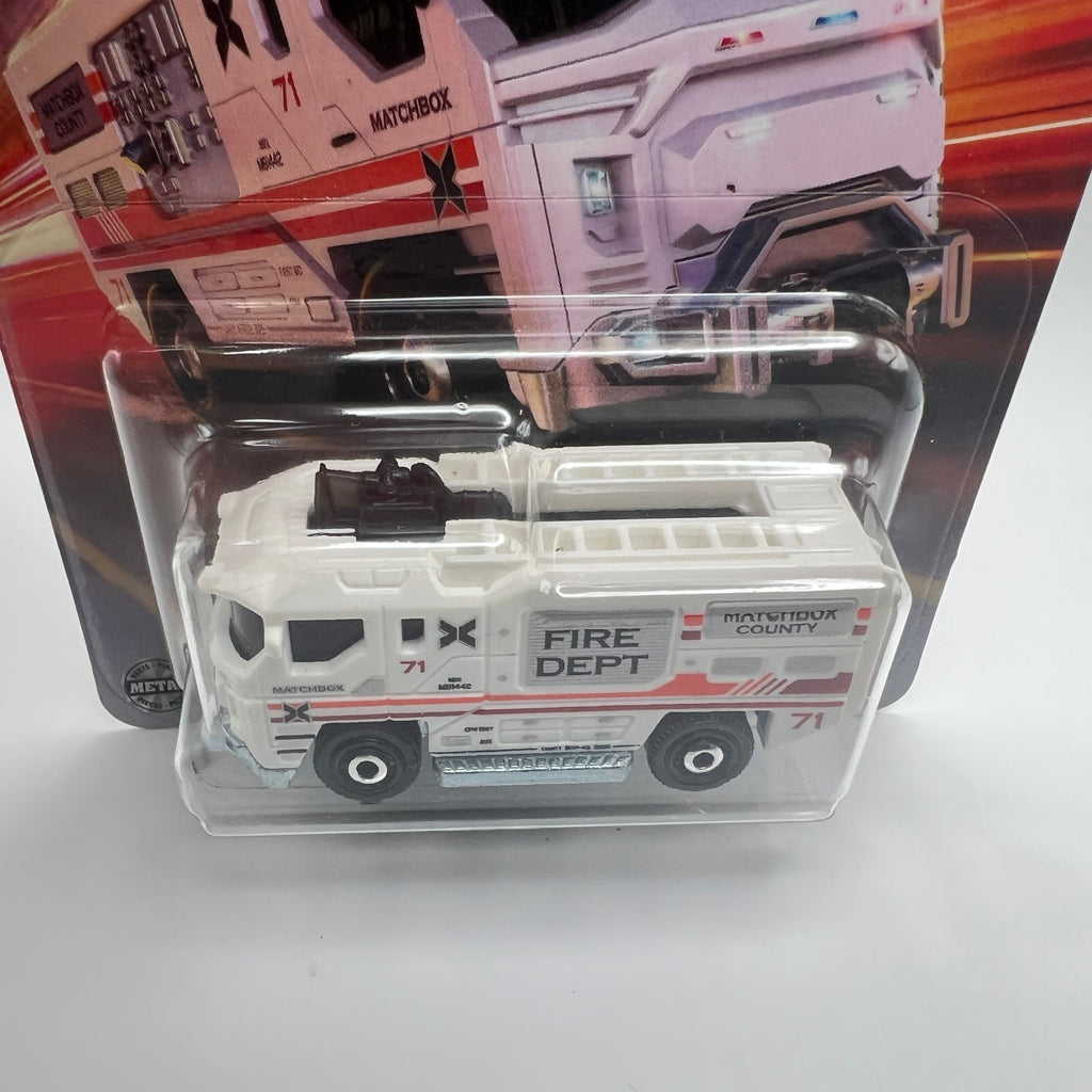 Matchbox Blaze Buster II Fire Truck 03/125 White 1:64 Diecast