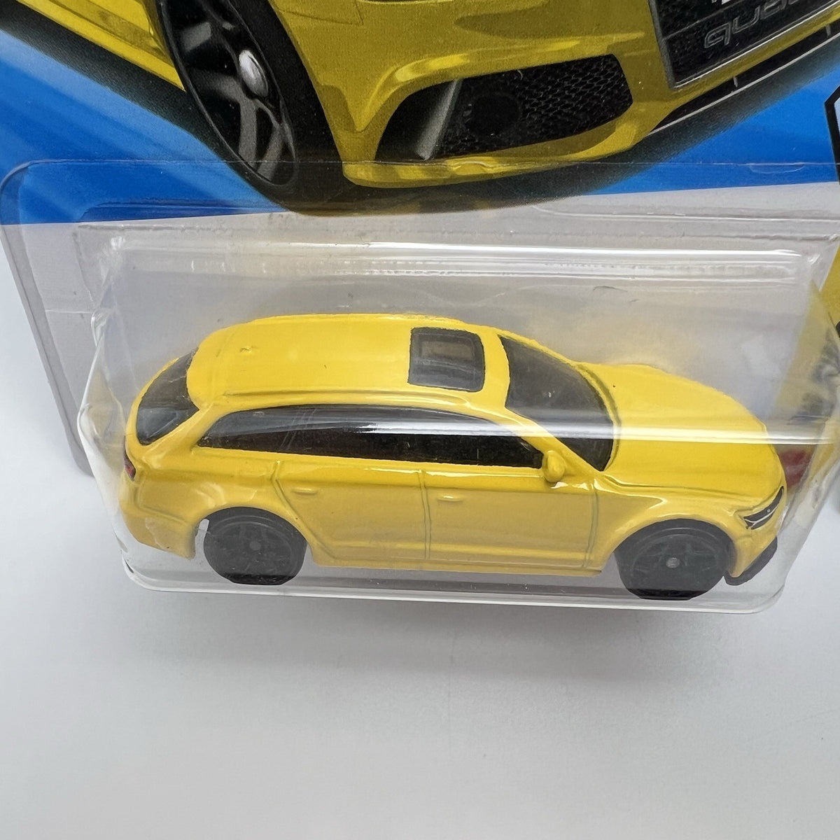 2023 & 2026 Hot Wheels 17 Audi RS 6 Avant Green & Yellow Lot of 2
