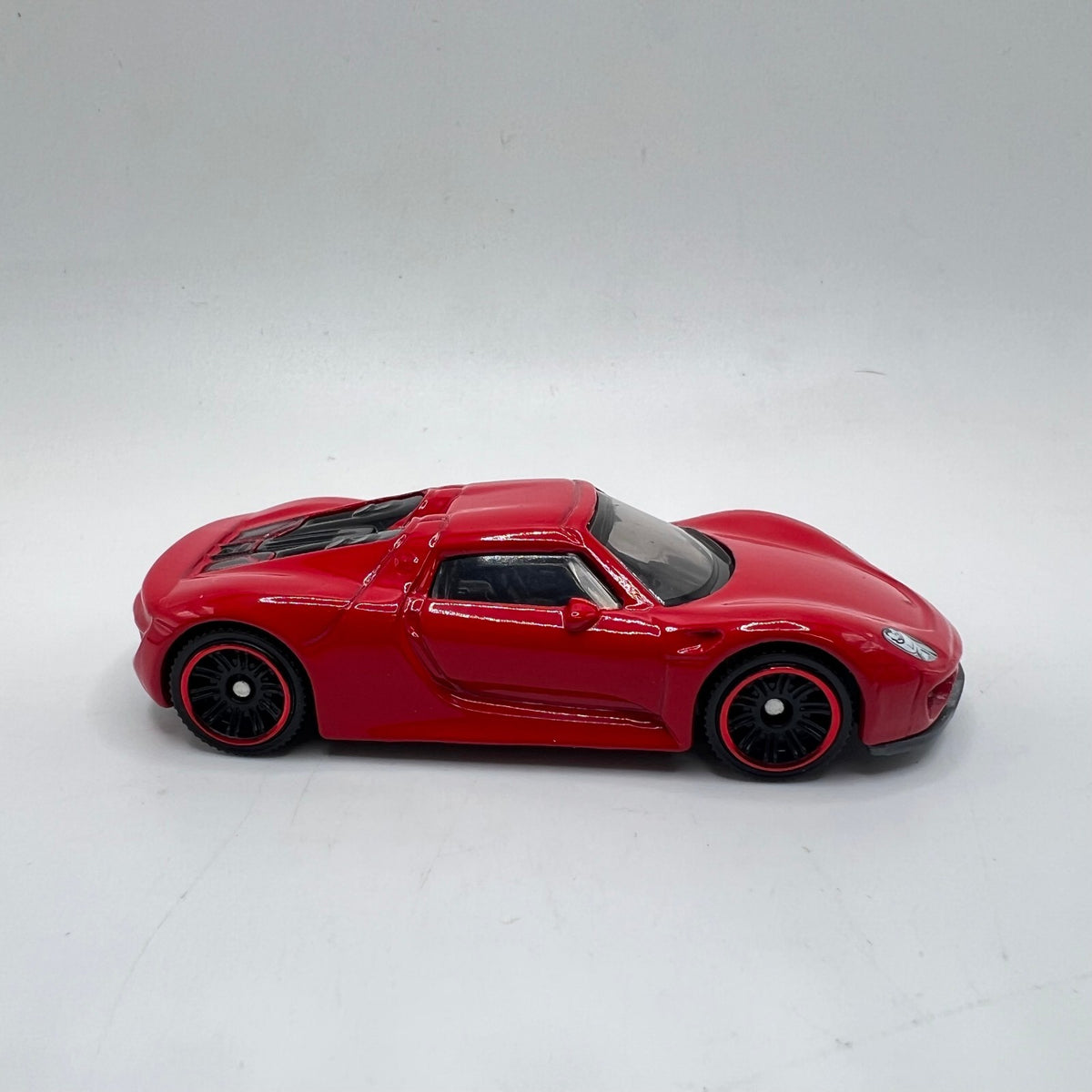 Matchbox Porsche 918 Spyder Red LOOSE 1/64