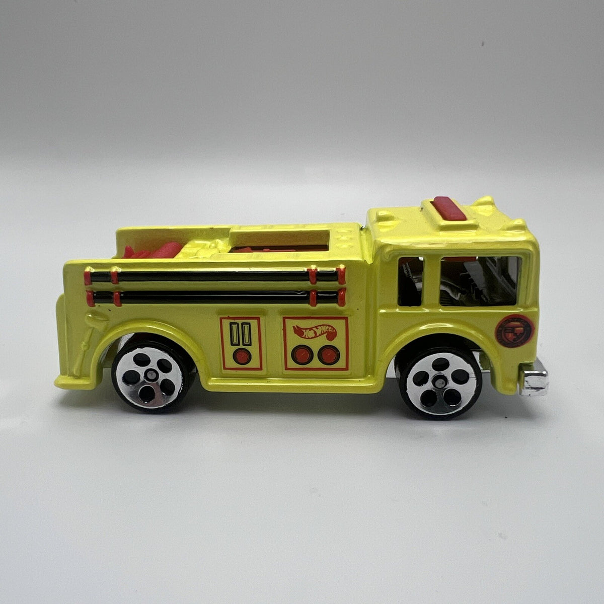 Hot Wheels Yellow Fire Eater Engine Truck Rescue Car Vehicle Malaysia 1976