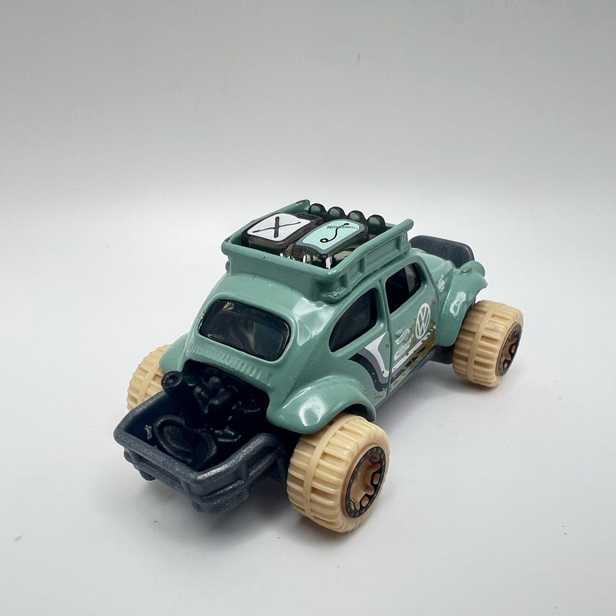 VOLKSWAGEN BAJA BUG Diorama Collectible DieCast Model Car 1:64 Green LOOSE