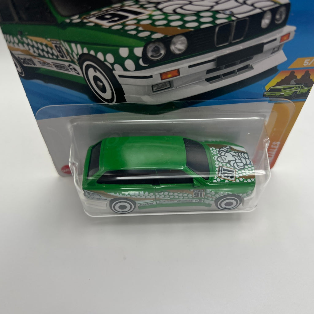 Hot Wheels BMW M3 Wagon 245/250 Wagons 5/5 Green Castrol French Card