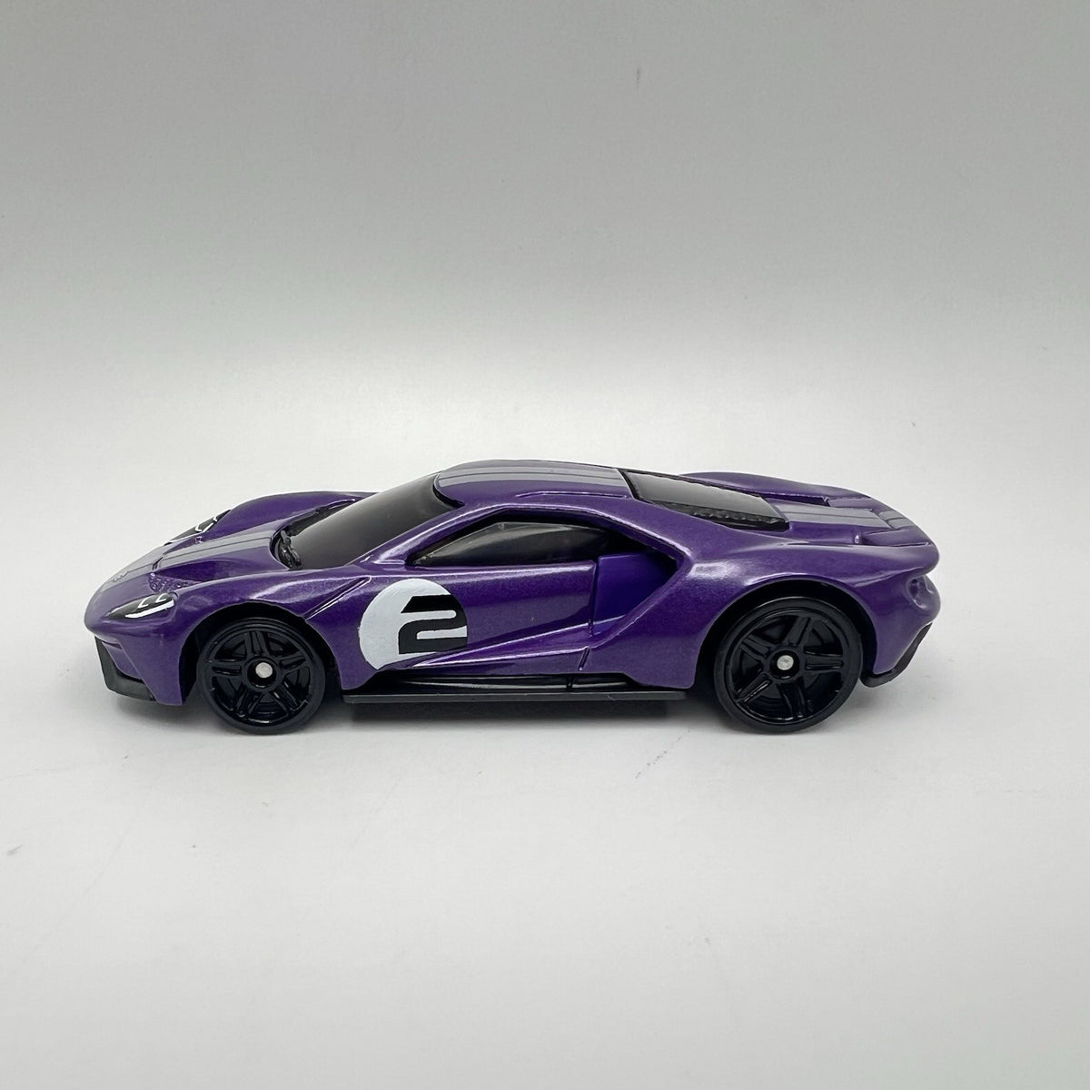 Hot Wheels '17 Ford GT Purple 2025 1:64 LOOSE Diecast Car Mint