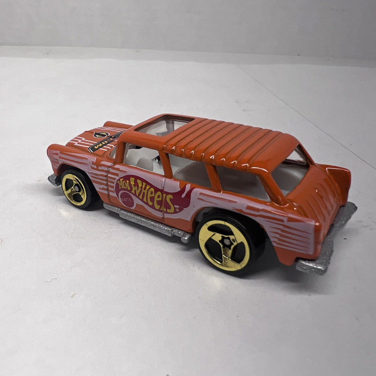 Vintage 1969 Hot Wheels .Com  55 CHEVY NOMAD Orange