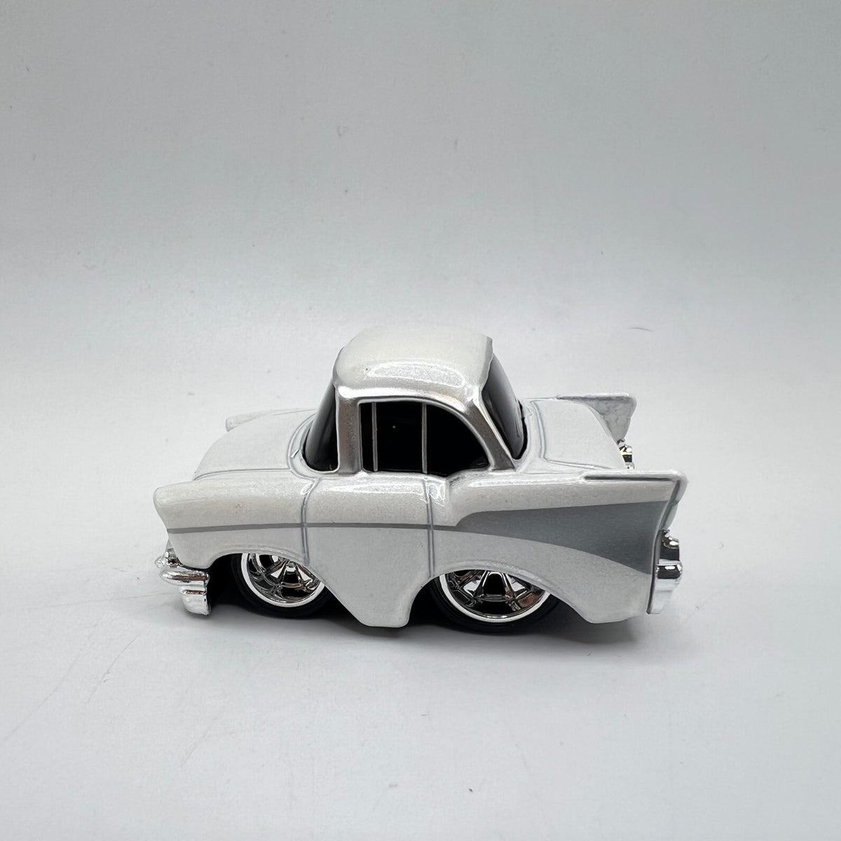 Car Tuned MGA '57 Chevy Bel Air Pearl White Chibi LOOSE
