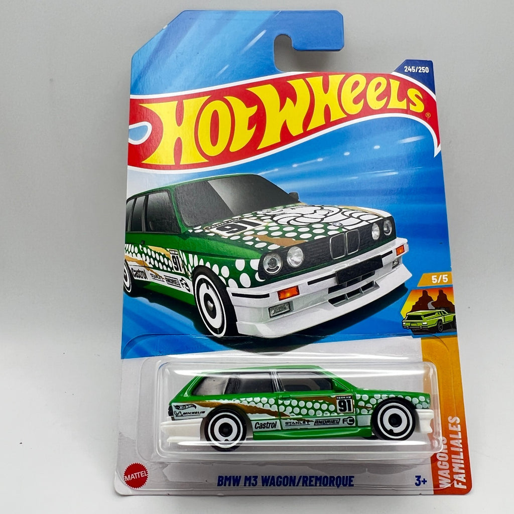 Hot Wheels BMW M3 Wagon 245/250 Wagons 5/5 Green Castrol French Card