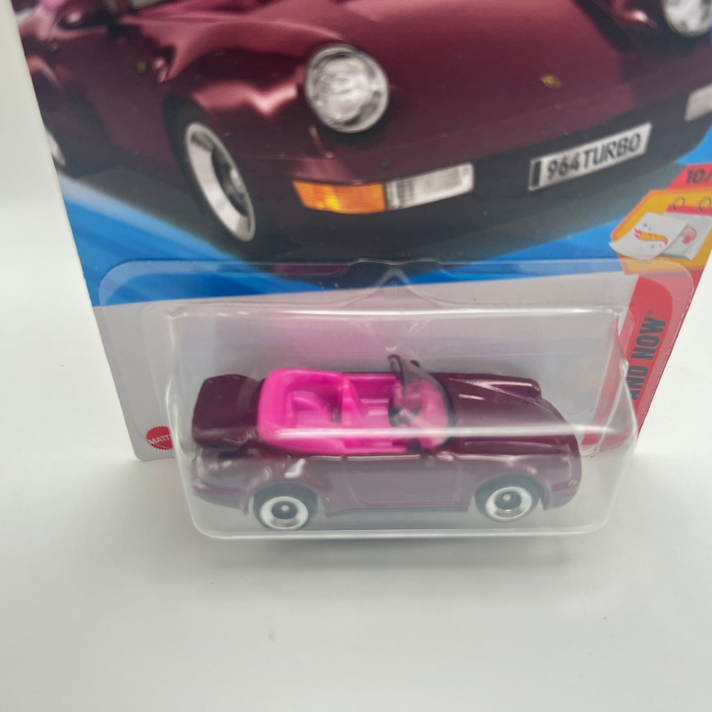 Hot Wheels Porsche 911 Turbo Cabriolet 239/250 Then and Now Maroon 1:64