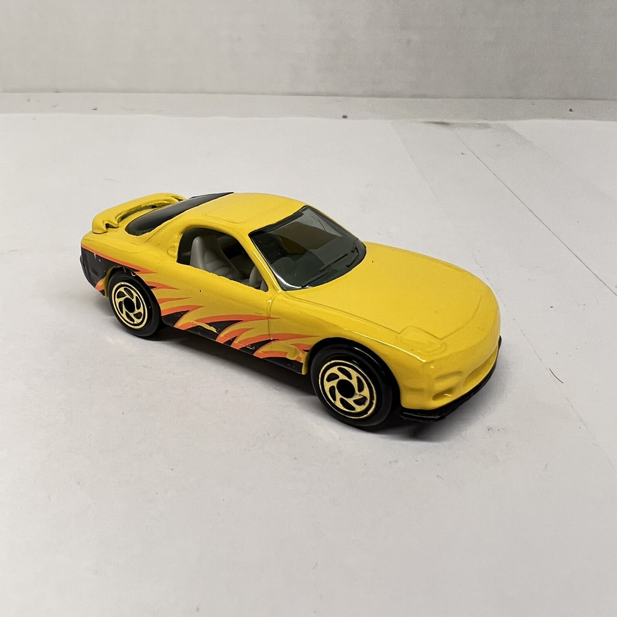 Matchbox 1993 Mazda RX-7 Yellow MB 8 Superfast 1:64 Scale Diecast JDM Car