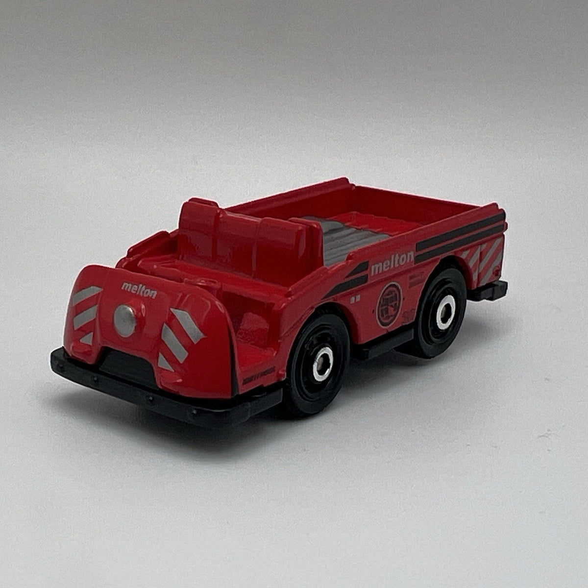 2021 Matchbox #23 MBX Mini Cargo Airport Truck Carrier Red Melton NM