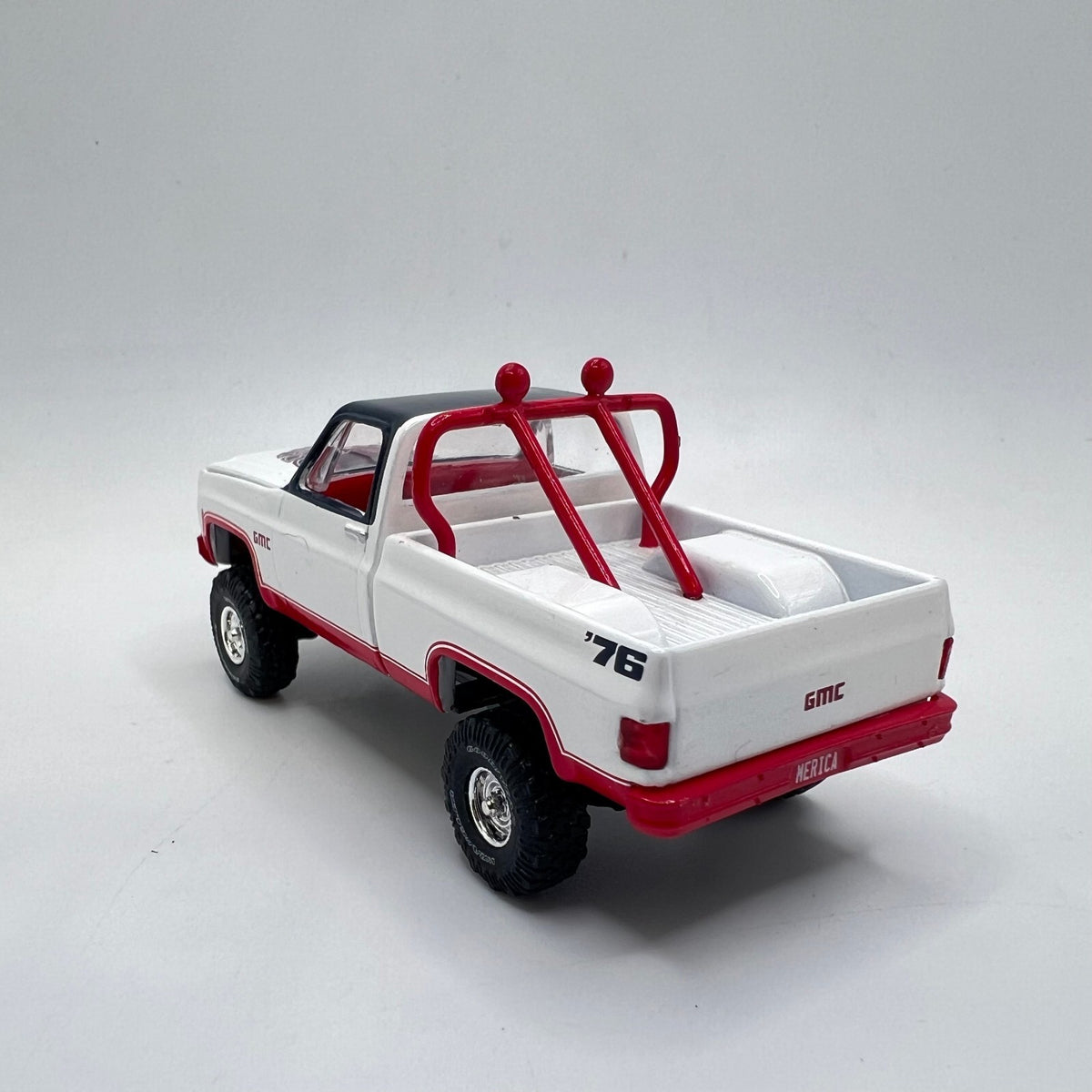 M2 Machines 1976 GMC 4x4 Pickup White Red Firebird Hood LOOSE 1/64