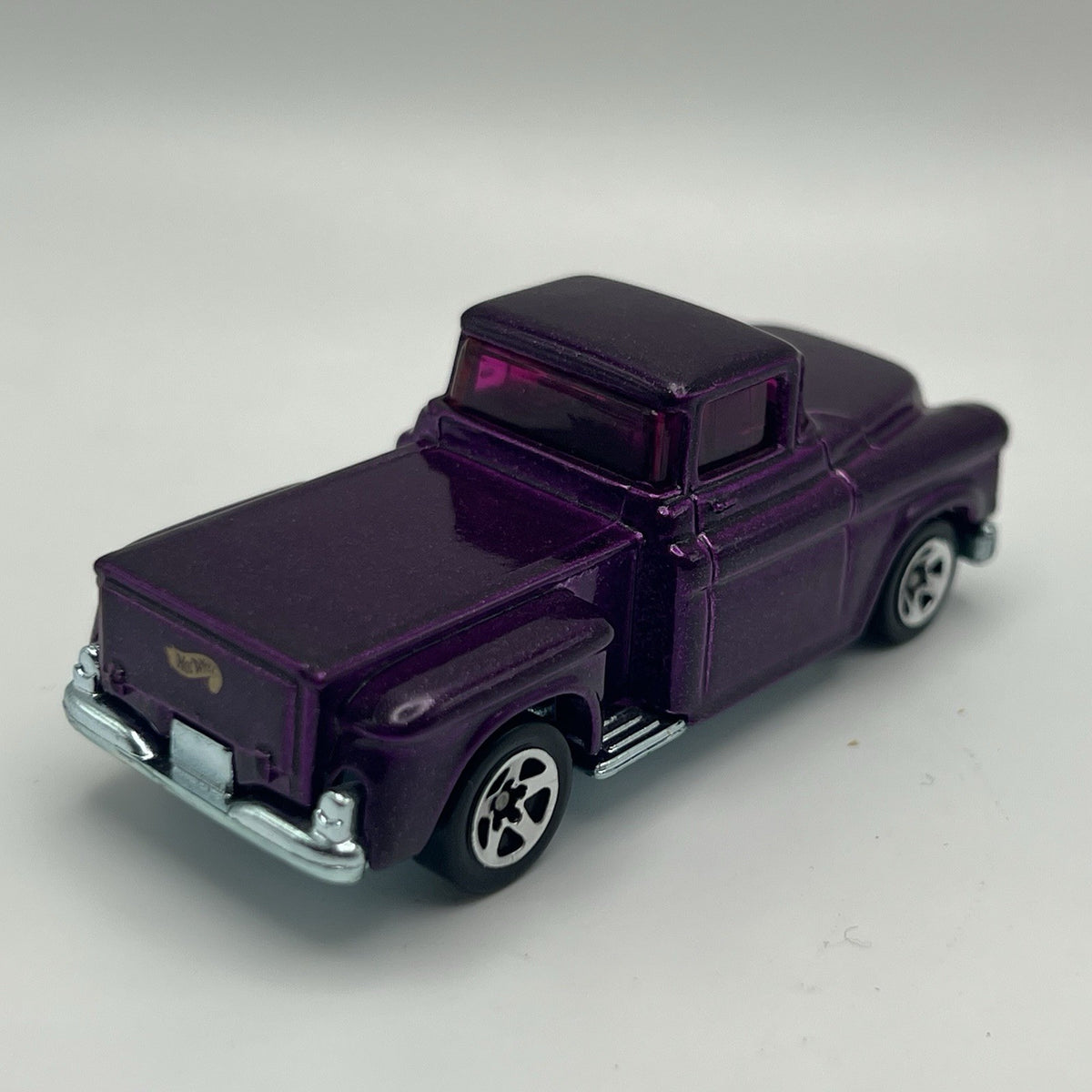 1957 57 Chevy Cameo Custom Pickup Collectible 1/64 Scale Diecast Diorama Model