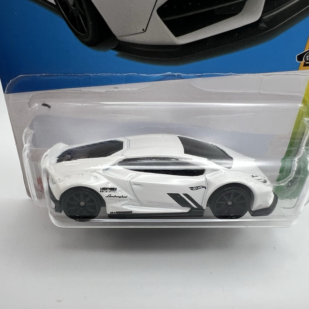 Hot Wheels HW Exotics 3/10 LB-Works Lamborghini Huracan Coupe 172/250 White