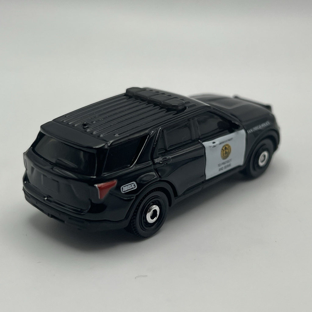 2023 FORD POLICE INTERCEPTOR UTILITY Diorama Collectible DieCast Car 1:64 LOOSE