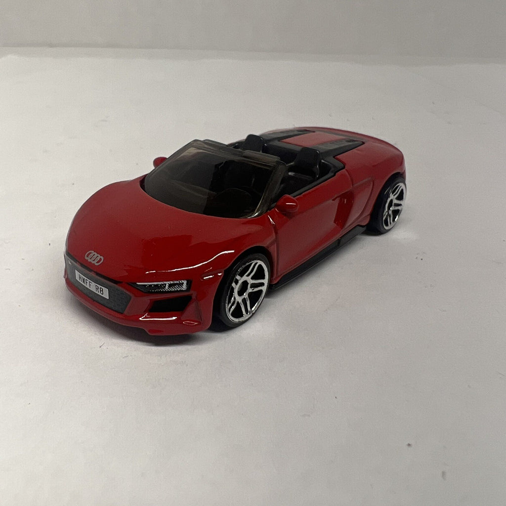 2019 Audi R8 Spyder * 1:64 Scale Diecast Model Diorama Hot Wheels *