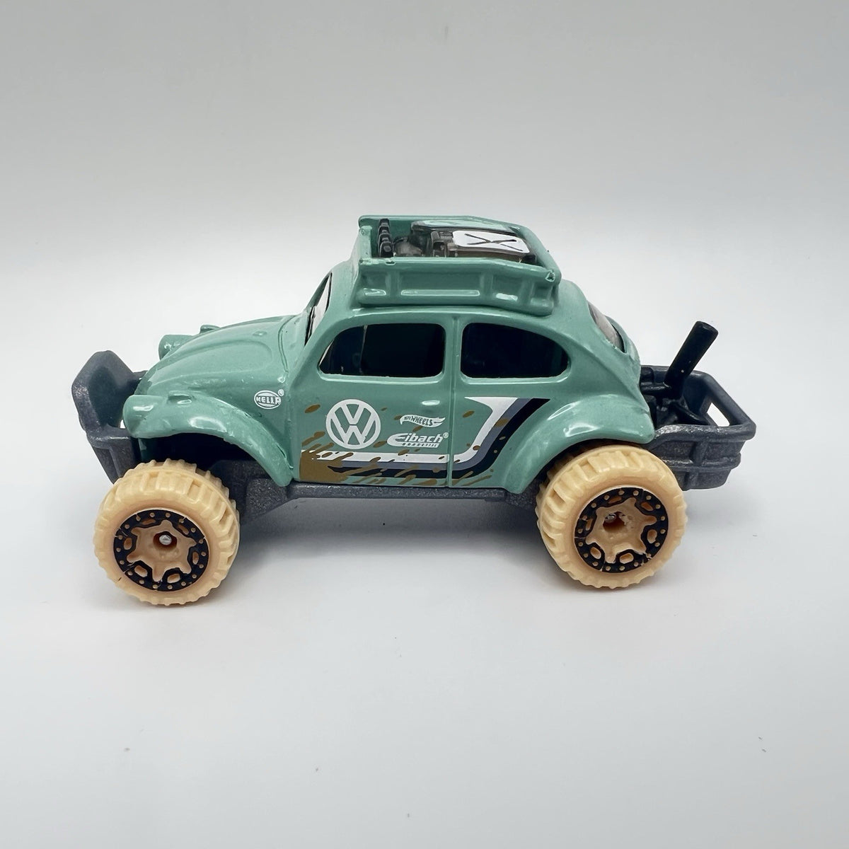 VOLKSWAGEN BAJA BUG Diorama Collectible DieCast Model Car 1:64 Green LOOSE