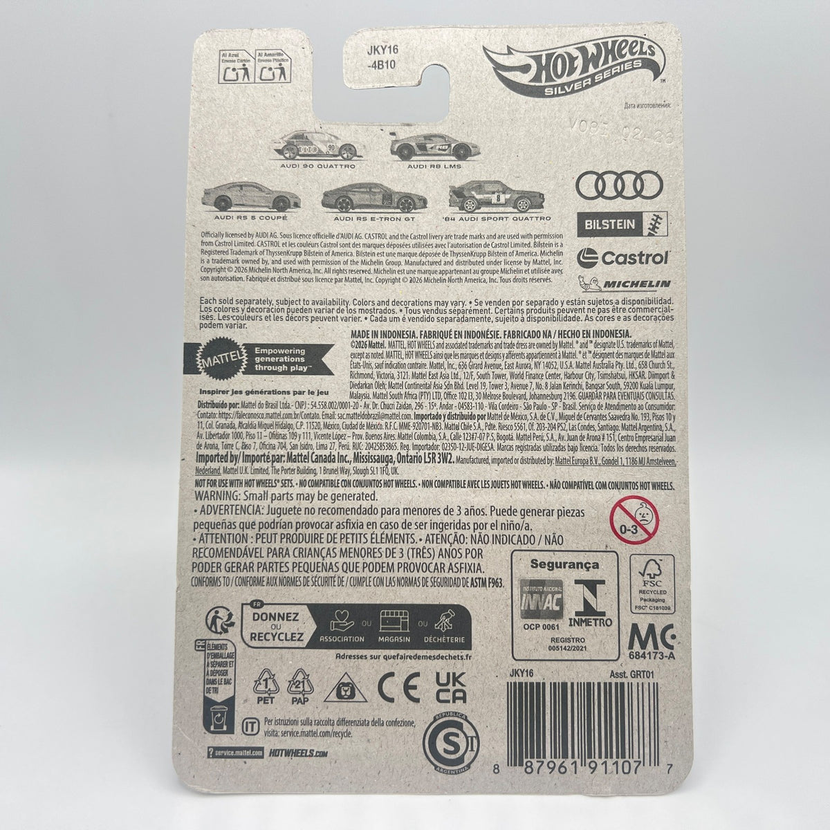 Hot Wheels Silver Series Audi R8 LMS Silver 2/5