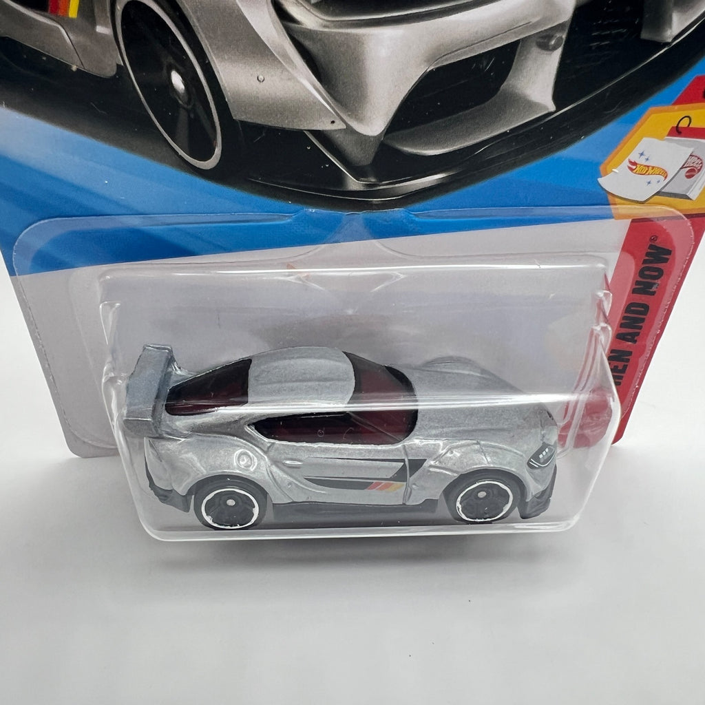 Hot Wheels 20 Toyota GR Supra Silver Then And Now 6/10 157/250 2026 Pandem