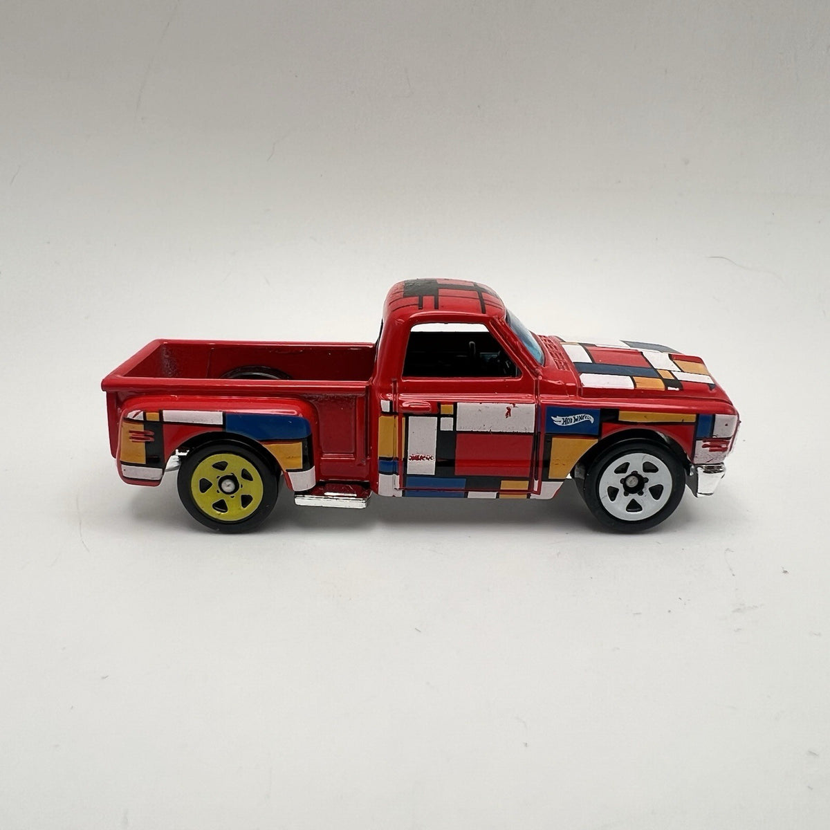 Hot Wheels ‘69 Chevy Pickup #108 HW ‘22 Art Cars 4/10 Red Loose VHTF!