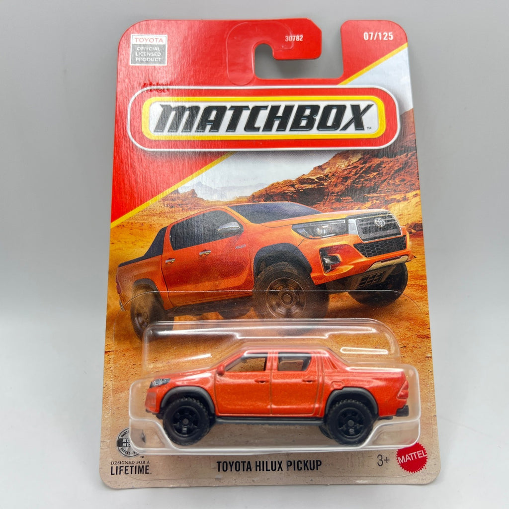 Matchbox Toyota Hilux Pickup 07/125 Metallic Orange Double Cab 1:64