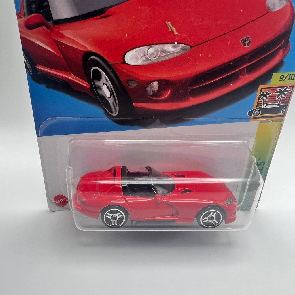 Hot Wheels '92 Dodge Viper RT/10 HW Exotics 9/10