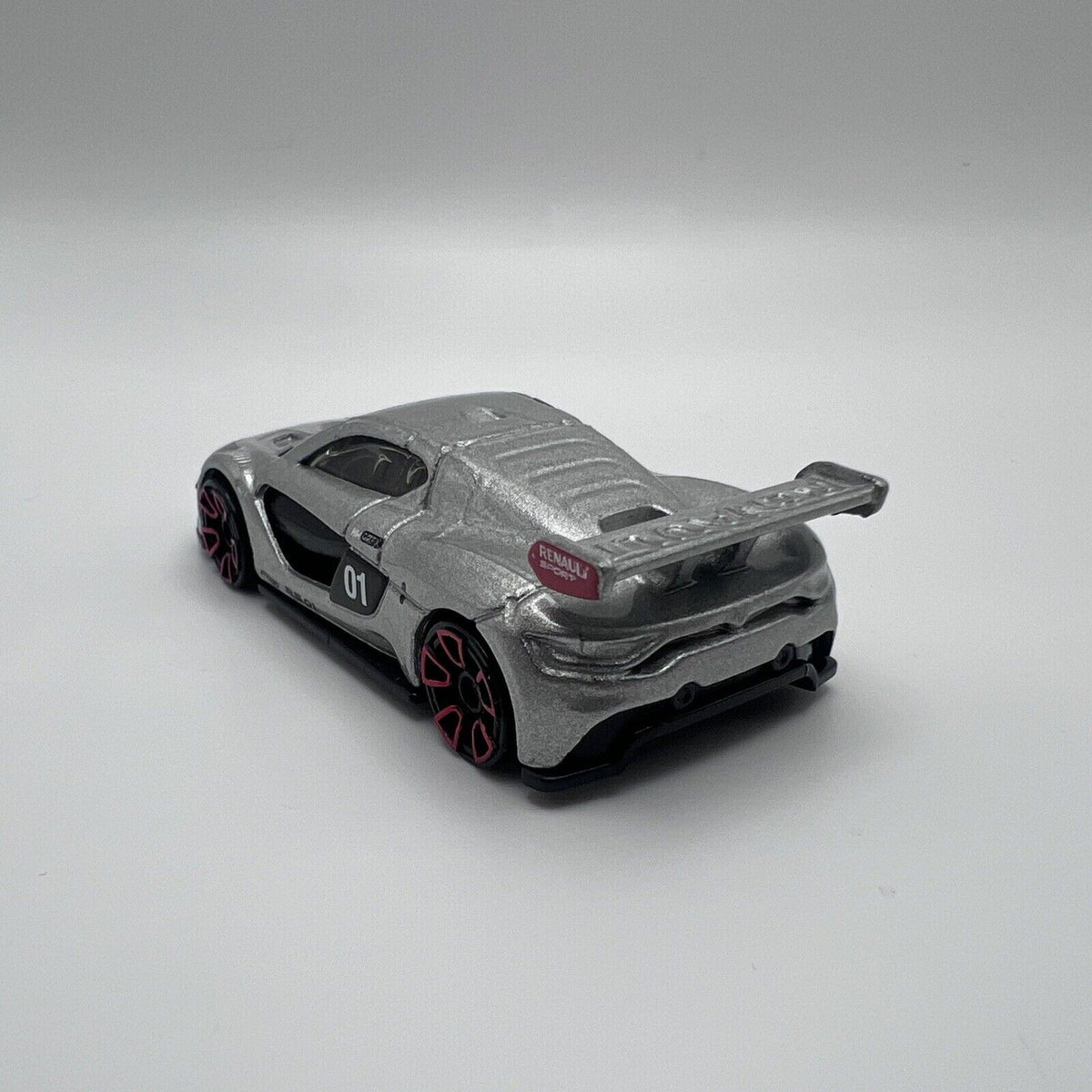 2016 Hot Wheels #79 HW Exotics Renault Sport R.S. 01 silver LOOSE
