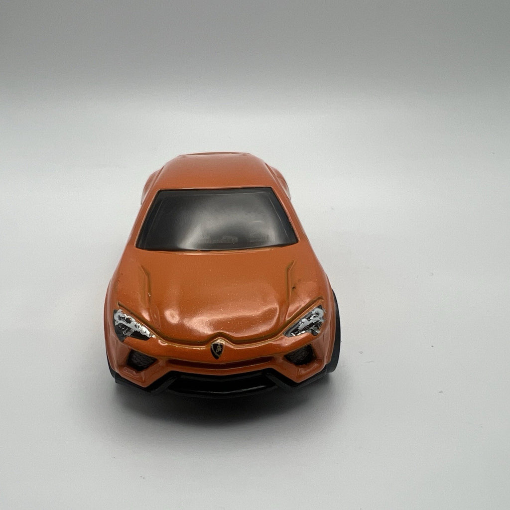 2012 12 Lamborghini Urus Concept Collectible 1/64 Scale Diecast Model