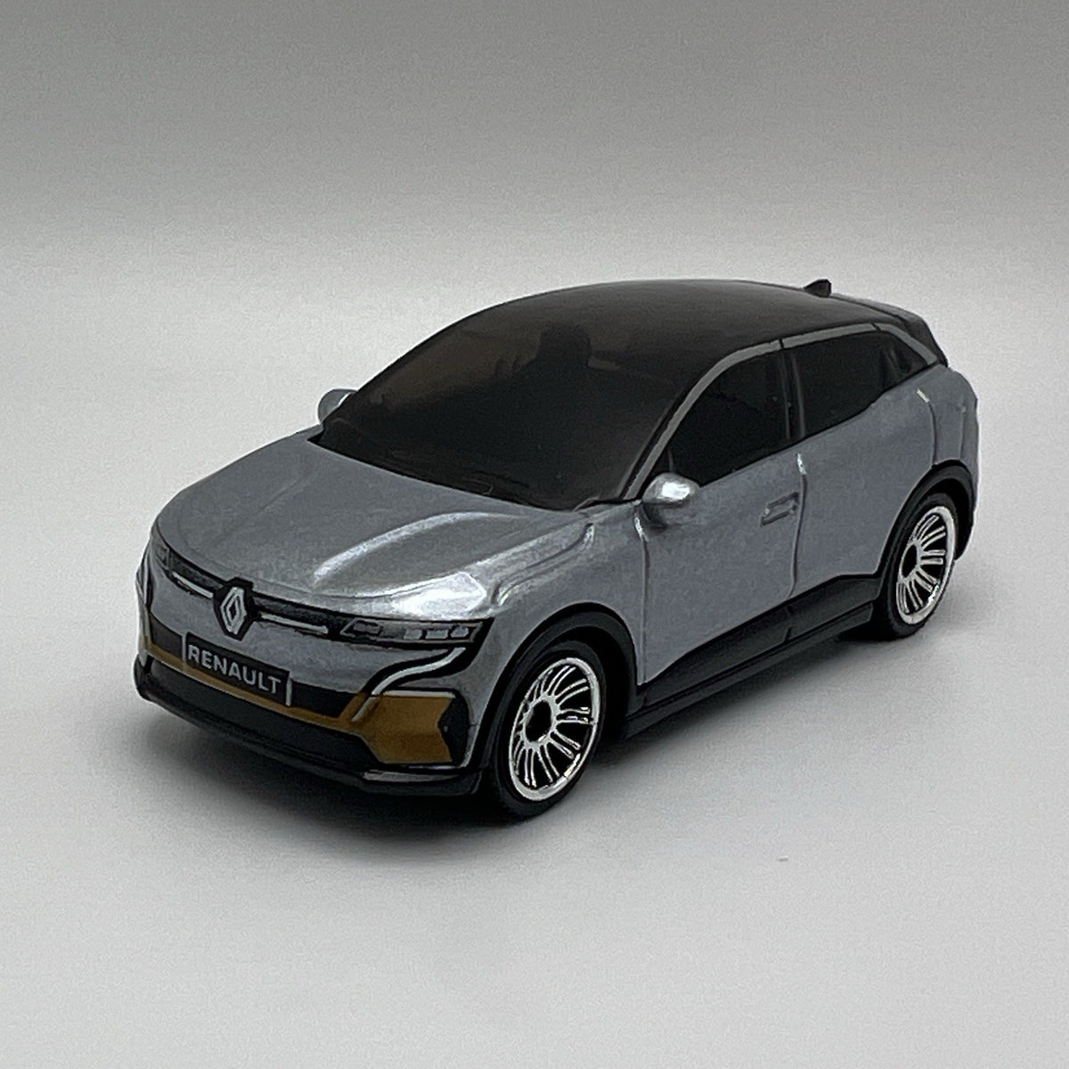 2022 Renault Megane 2022 Matchbox Metro # 70 Silver 10SP Wheels 1:64 Loose