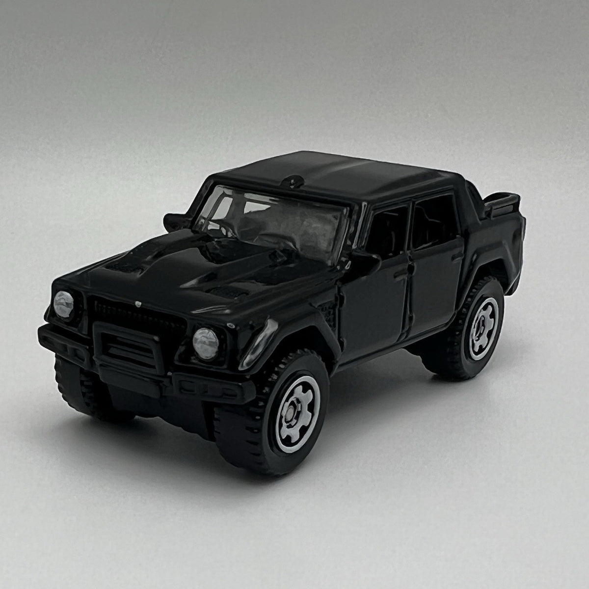 2019 Matchbox Autobahn Express Lamborghini LM002 Pickup Truck Black 1:64 NM