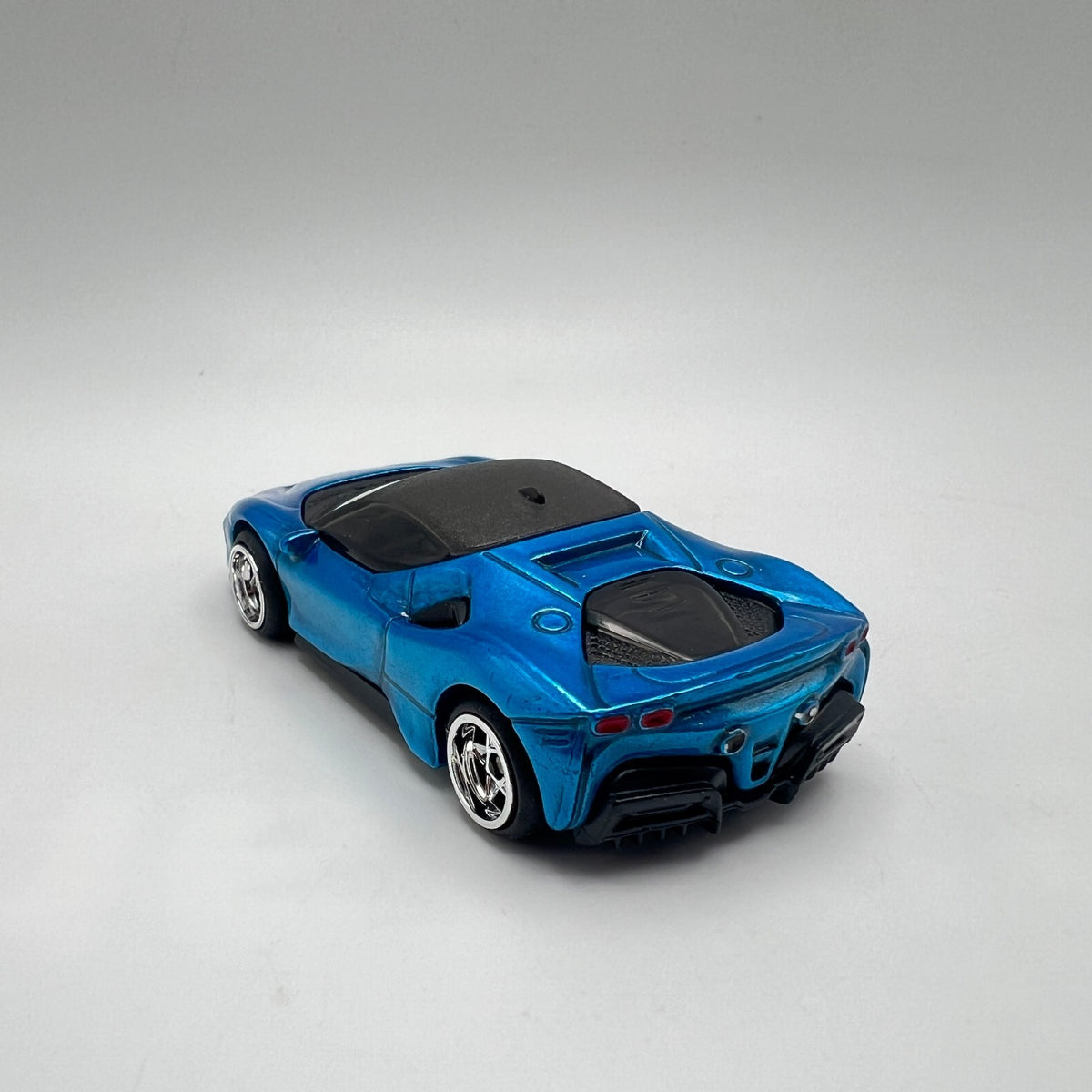 Custom Hot Wheels Ferrari SF90 Stradale Blue Painted Detailed LOOSE 1/64