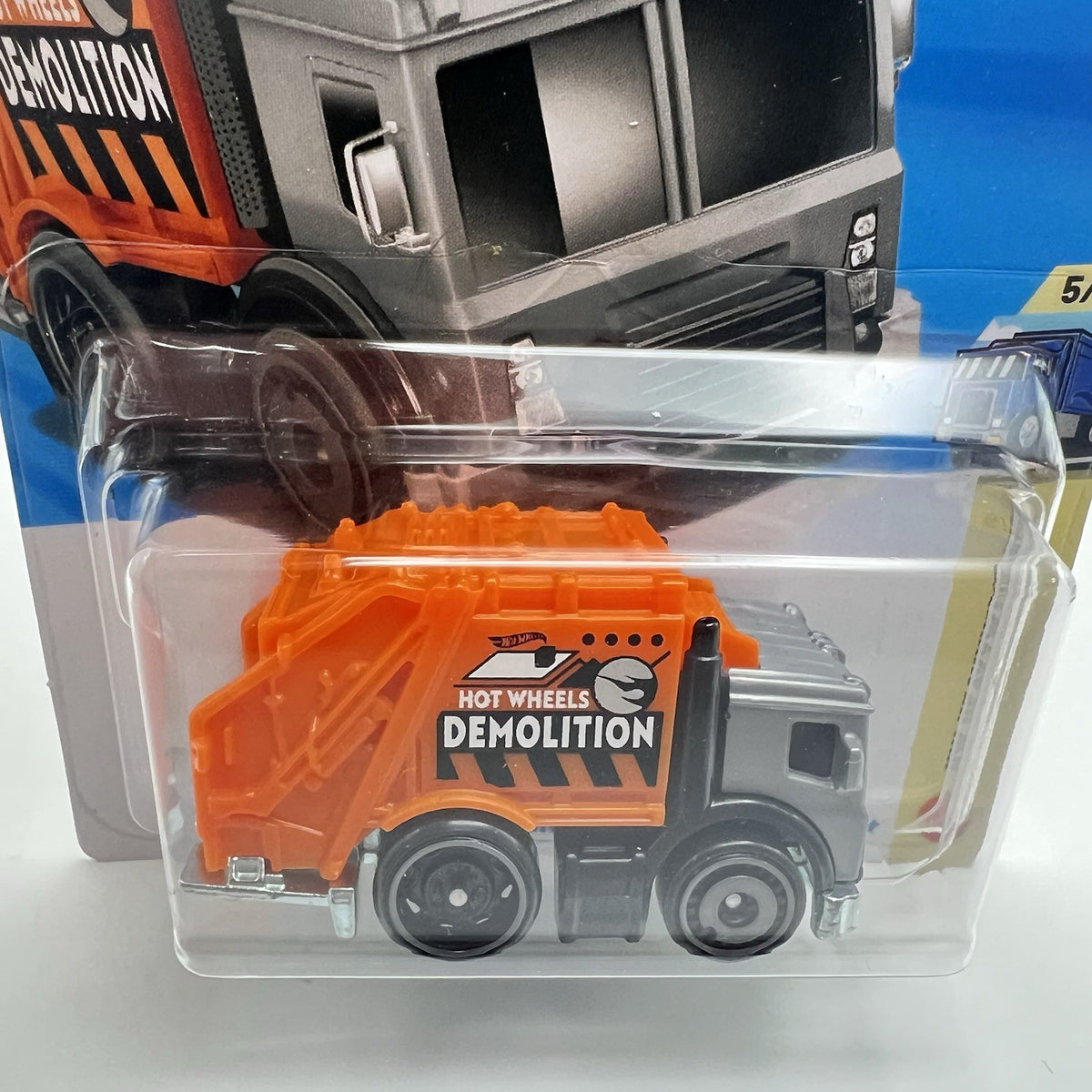 Hot Wheels Total Disposal Orange Gray Diecast Garbage Truck Treasure Hunt 2026