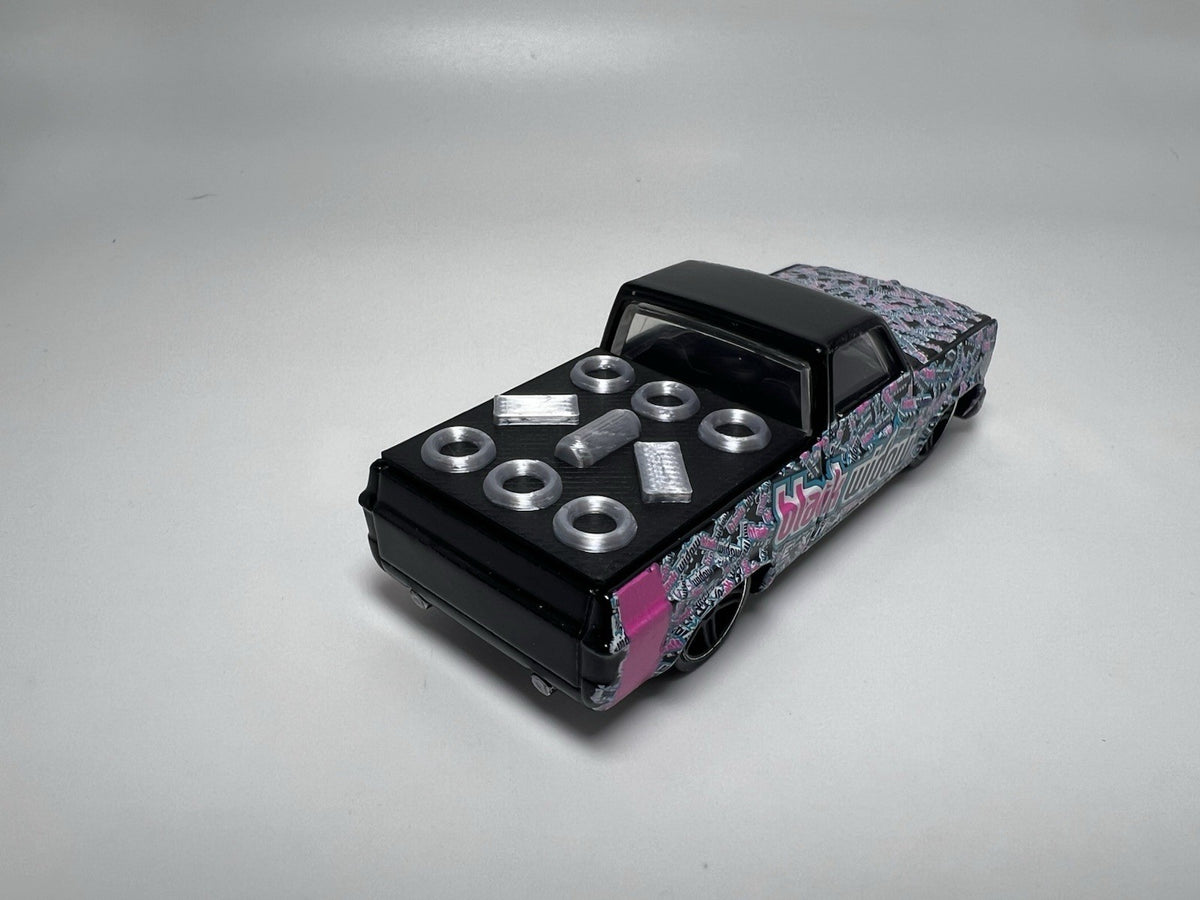 2x Hot Wheels 83 Silverado 3d Printed Bed Cover With Speakers