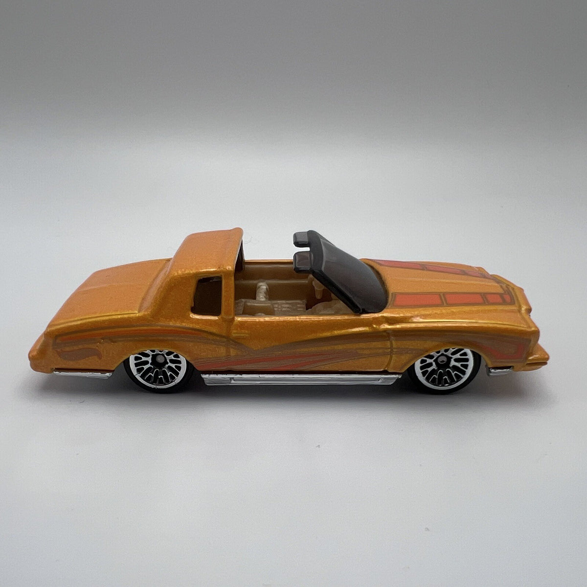 Hot Wheels “Montezooma” Monte Carlo Custom 2001 First Editions Yellow MINT