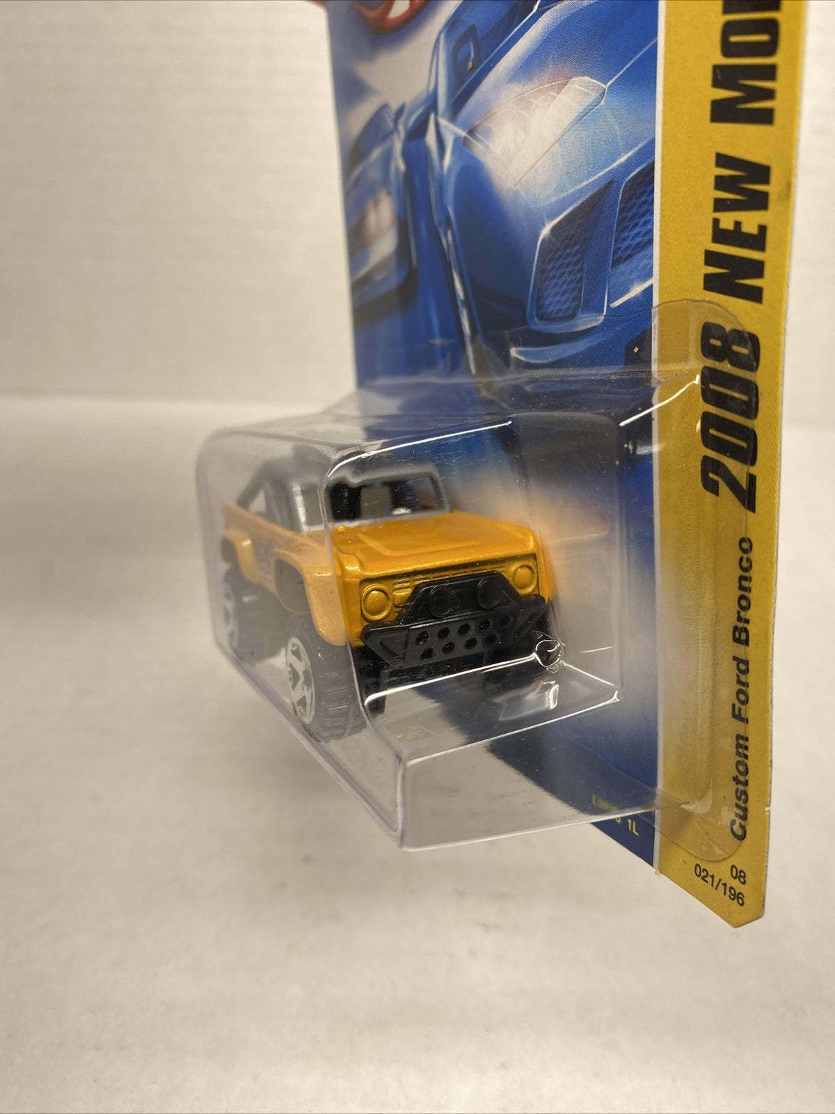 2008 New Models HOT WHEELS CUSTOM FORD BRONCO #021 / HTF COLOR