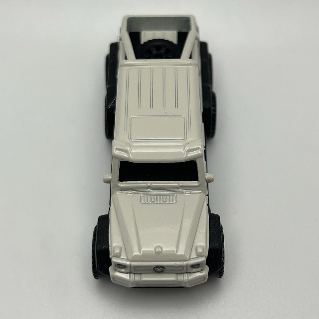 2017 Matchbox #91 Mercedes-Benz G63 AMG 6x6 Beige White MBX Explorers 1:64